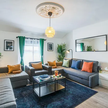 Apartment Spacious 2br Maisonette 2 Baths Huge Lounge
