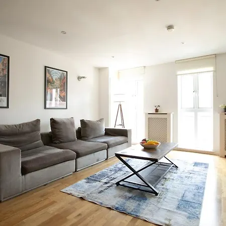 Shoreditch 3 Bedroom Large Lr 2 Balconies *