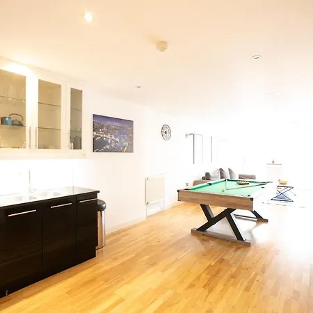 Apartment Shoreditch 3 Bedroom Large Lr 2 Balconies London