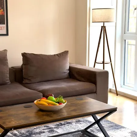 Shoreditch 3 Bedroom Large Lr 2 Balconies Apartment *