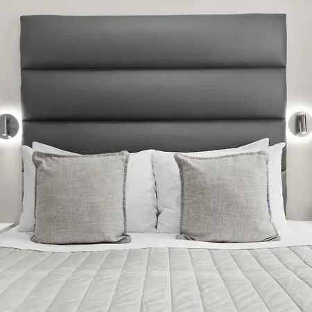 Cleveland Residences Russell Square Daire *