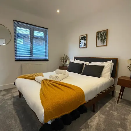 2 Bed Flat West Kensington/fulham *