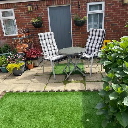 Apartment Cozy, Private, Guest Sw London 30 Mins From Heathrow