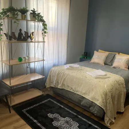 Confy Stylish Ac Apartment London