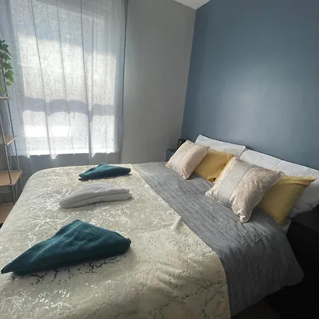 Apartment Confy Stylish Ac London