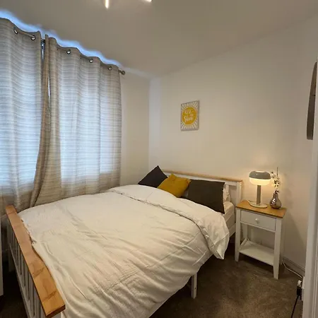 Apartment 2 Bed Flat - Tottenham Hotspur Stadium