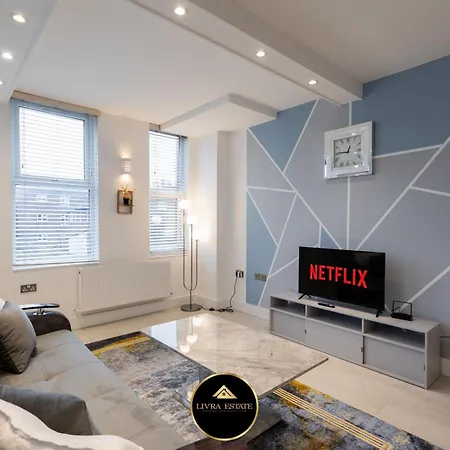 Stylish 1 Bed By Livra Estate Short Lets & Serviced With Free Parking Apartman