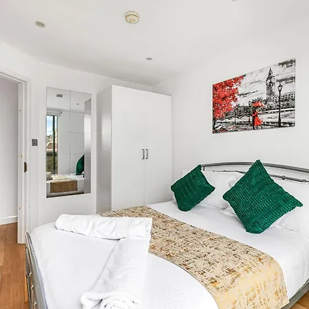 Shoreditch 3 Bedroom Large Lr 2 Balconies