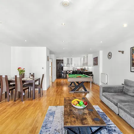 Shoreditch 3 Bedroom Large Lr 2 Balconies *