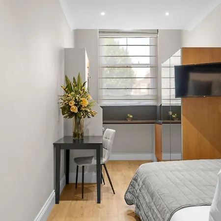 Cleveland Residences Russell Square *