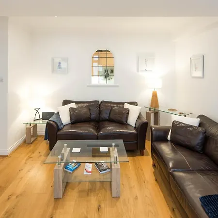1bd Modern Oasis: Near Attractions 公寓 伦敦