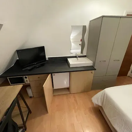 Homestay Brixton Attic London