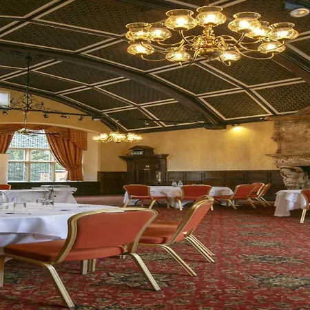 Western Grim's Dyke 4* Harrow