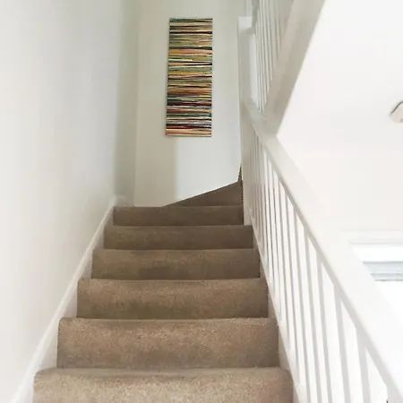 New 2bd Flat Heart Of Battersea - Close To Station Apartment London