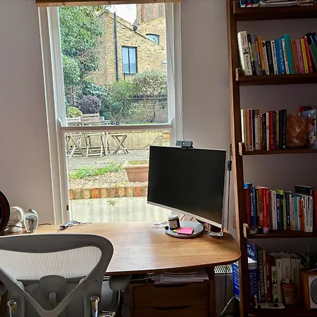 Peaceful Stoke Newington Apartment With Garden *