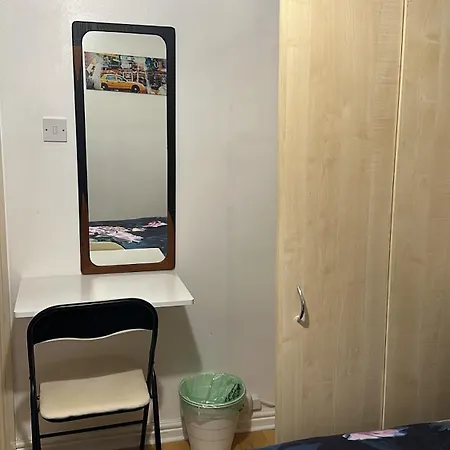 Cozy Close To Canary Wharf, The O2 And Excel * London