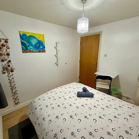 Cozy Close To Canary Wharf, The O2 And Excel Guest house London