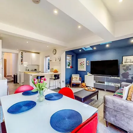 Bright 2br Flat With Garden & Bbq Near River Thames Apartment