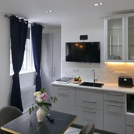 Shoreditch Luxe * London