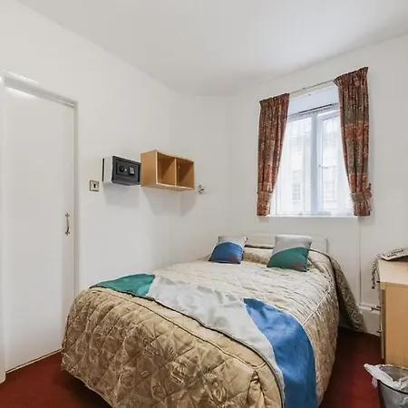 Upper Berkeley Hotel 3*