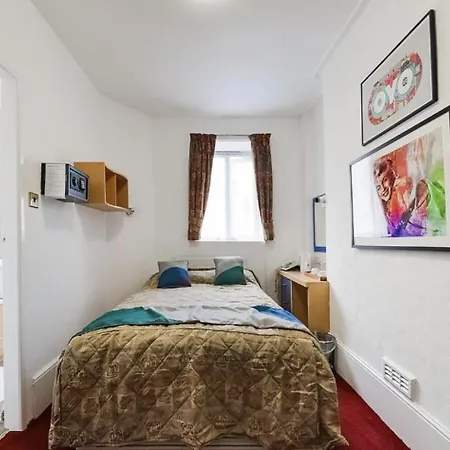 Hotel Upper Berkeley London