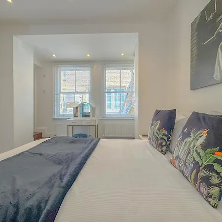 Pass The Keys Stylish 1 Bed Soho Flat *