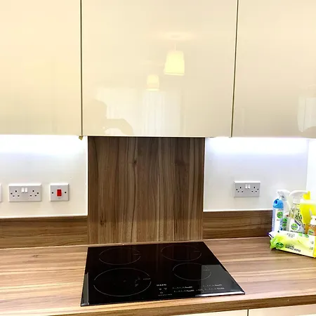 Excel 2 Bedrooms 2 Bath, Parking, Supper Wifi, Dockland, O2 Arena, Cable Car * London