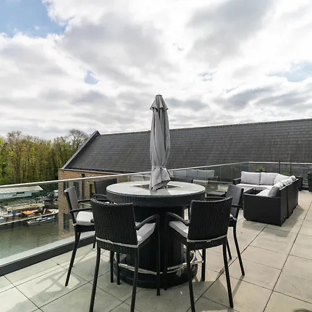 アパート Serenity By The Water: 3 Bed 3 Bath West - Parking *