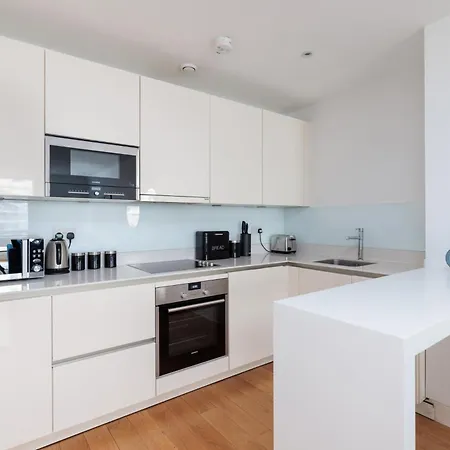 Luxury Let @ Apartment *