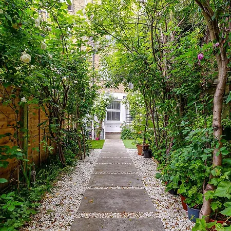 Stunning In Heart Of Ldn With Garden *