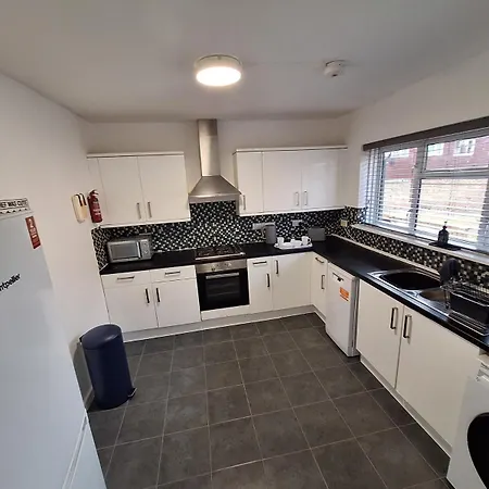 Apartment Newly Refurbished, G London & Kent Gateway