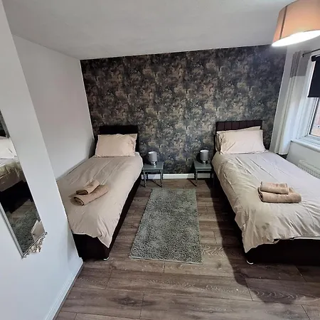 Newly Refurbished, G London & Kent Gateway *