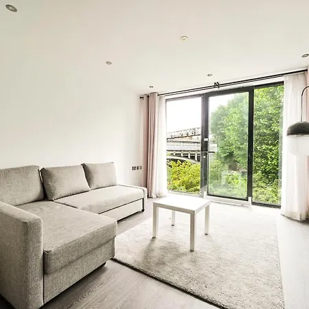 Bright Flat 1 Min To Tower Bridge - Views *