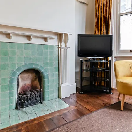 別荘 Spacious 1 Bed Holborn ロンドン