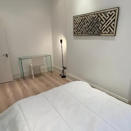 Lavish 1bd By Hyde Park