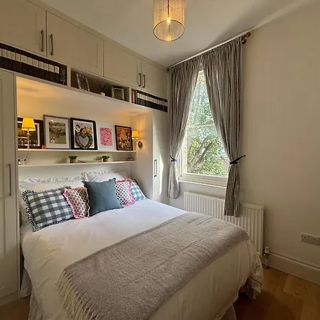 Vintage-inspired 1bd Flat In De Beauvoir Town * Londýn