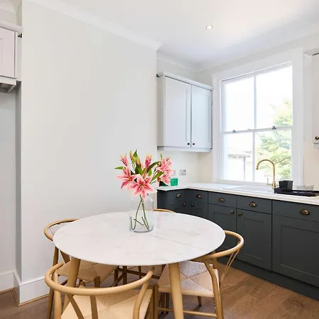 Apartment The Terrace Escape - 2-bed Flat In Battersea *