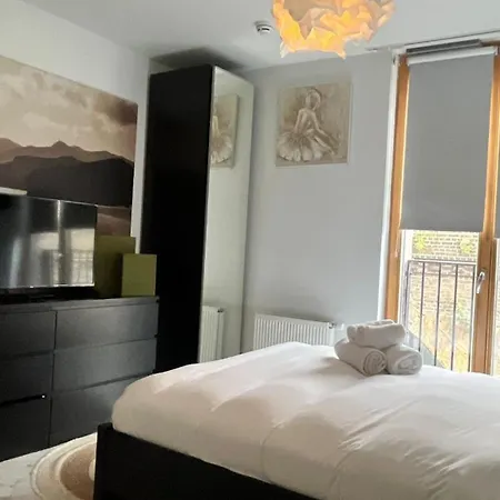 Διαμέρισμα Stunning 2-bed & Balcony In Notting Hill *