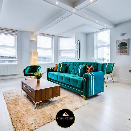 Apartman Stylish 1 Bed By Livra Estate Short Lets & Serviced With Free Parking *