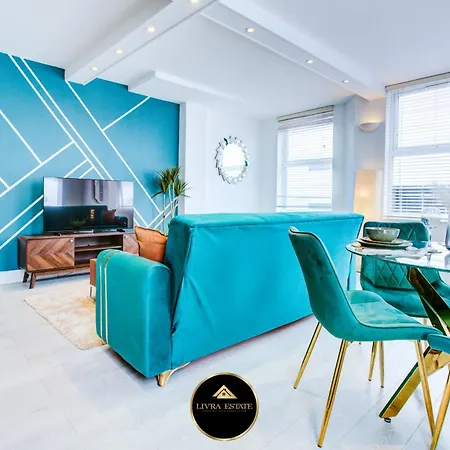 Stylish 1 Bed By Livra Estate Short Lets & Serviced With Free Parking Apartman *
