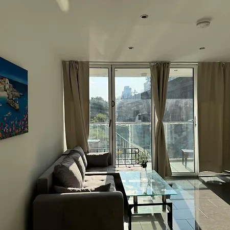 Luxurious Tower Bridge Flat * London