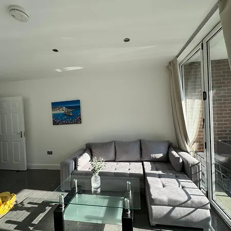 Luxurious Tower Bridge Flat *