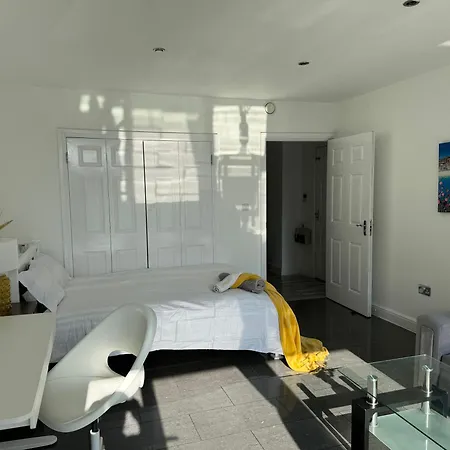 Luxurious Tower Bridge Flat * London
