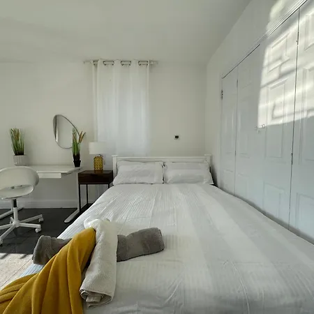 Apartment Luxurious Tower Bridge Flat