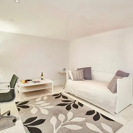Apartment Knightsbridge Wonderful Flat London