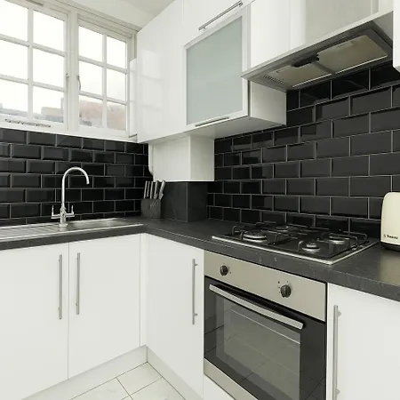 Apartment 2 Bed Apartment In Bow *