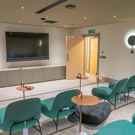 Apartment Luxury 2 Bedroom 2 Bathroom In Wimbledon *