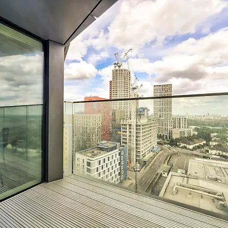 Contractor 1br, Long Stay, Fast Wifi, Near Tube Apartment *