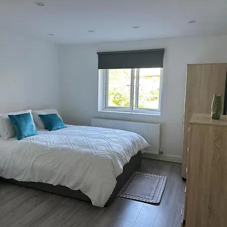 Finsbury Park Hotel
