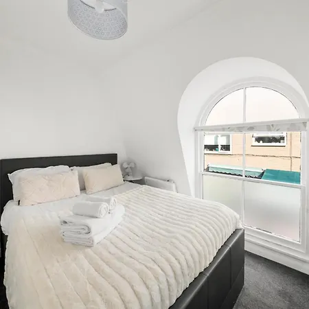 Stunning 2br With Wifi And Sleeps 5 In Paddington *